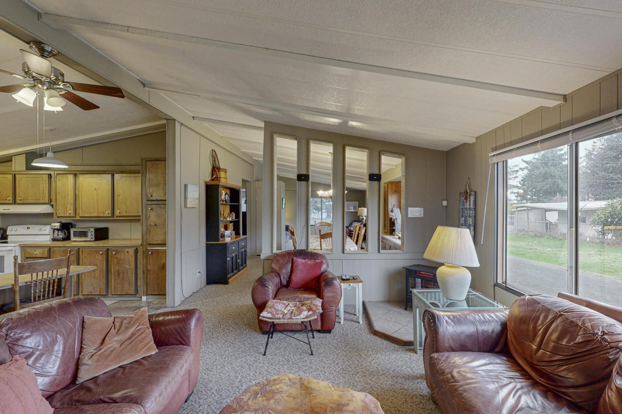 Villa Columbus Empire House à Coos Bay Extérieur photo